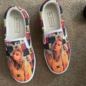 Women's Graphic Slip-On Sneakers - Multicolor